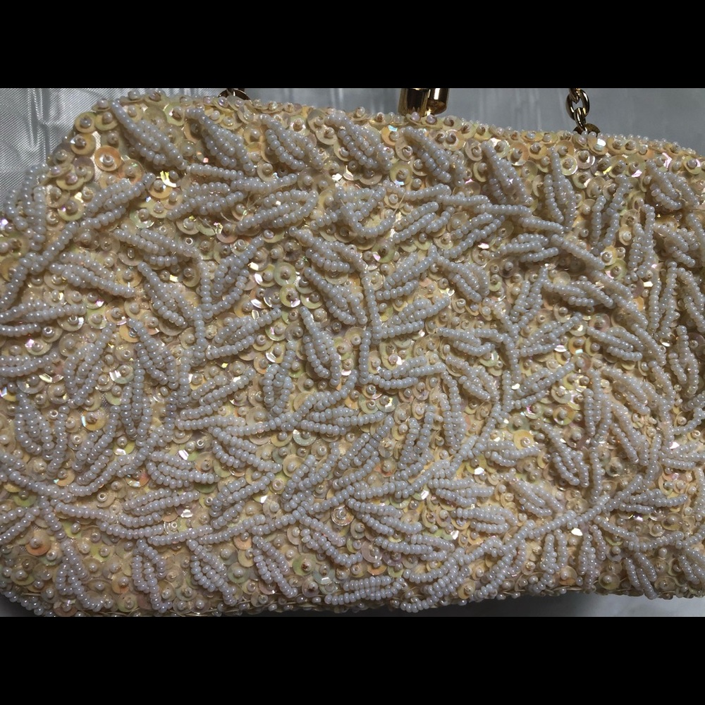 White Beaded evening bag VTG British Hong Kong - Picture 7 of 12